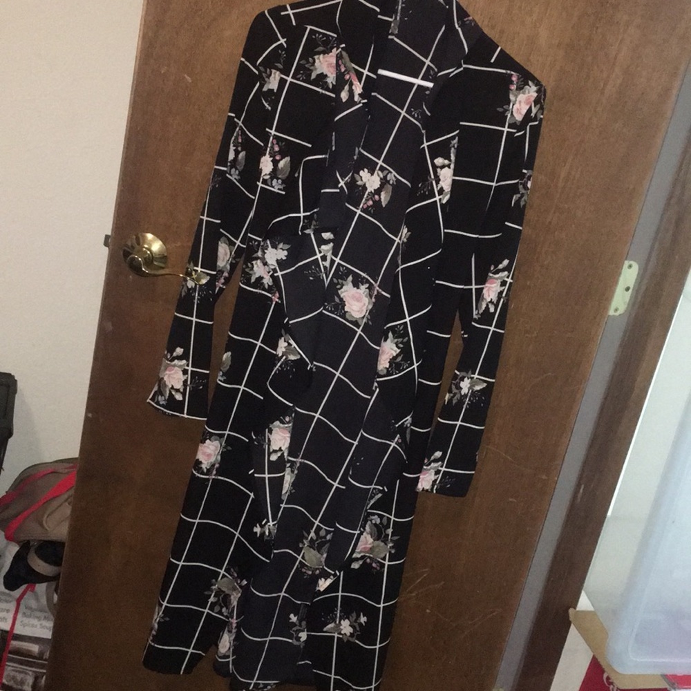 Thin layer trench coat’